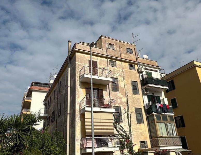 appartamento in vendita a Roma in zona Prenestino-Centocelle