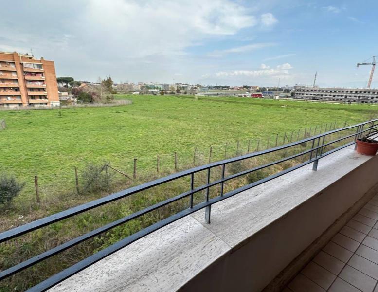 appartamento in vendita a Roma in zona Tor Vergata/Torrenova
