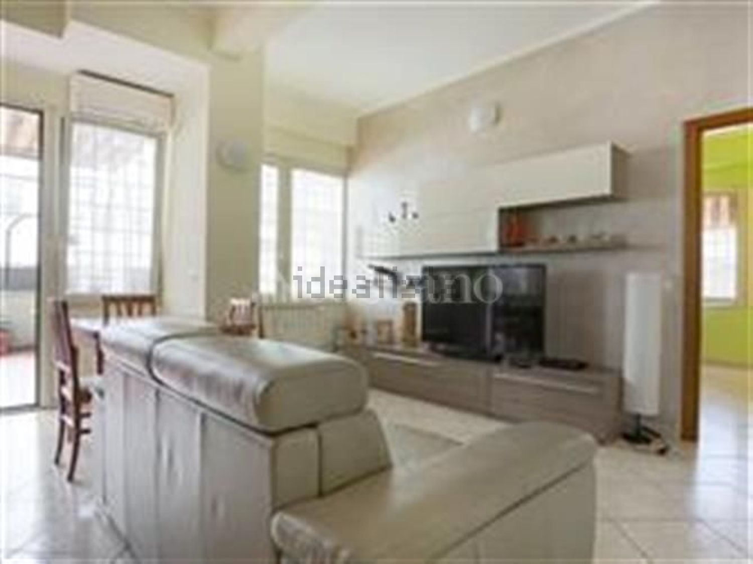 appartamento in vendita a Roma in zona Ostiense