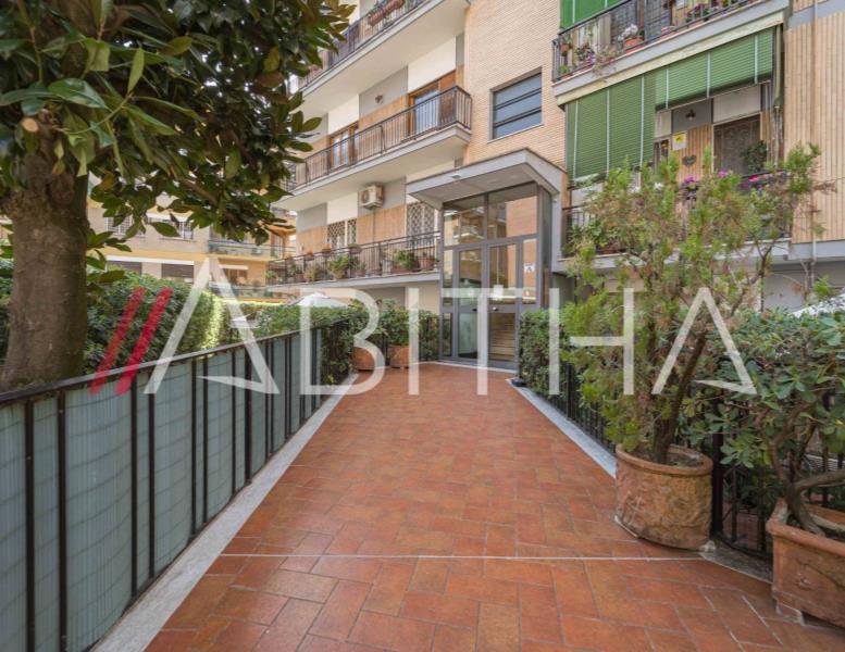 appartamento in vendita a Roma in zona Monte Sacro/Talenti