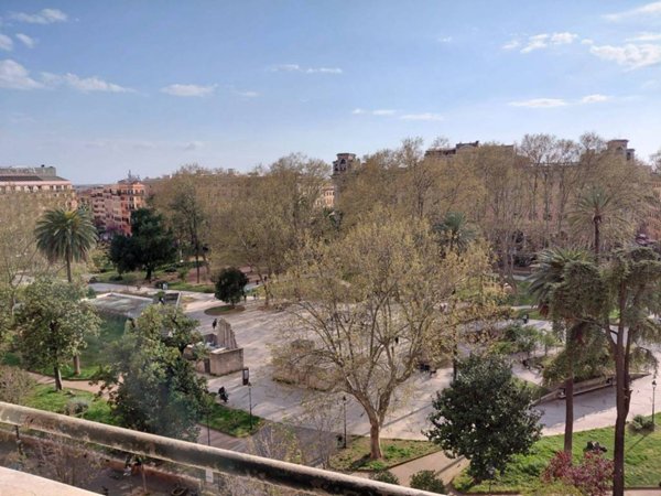appartamento in vendita a Roma in zona Esquilino