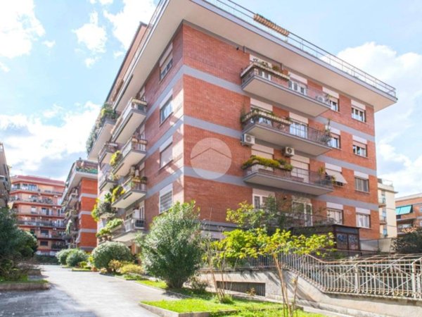 appartamento in vendita a Roma in zona Gianicolense