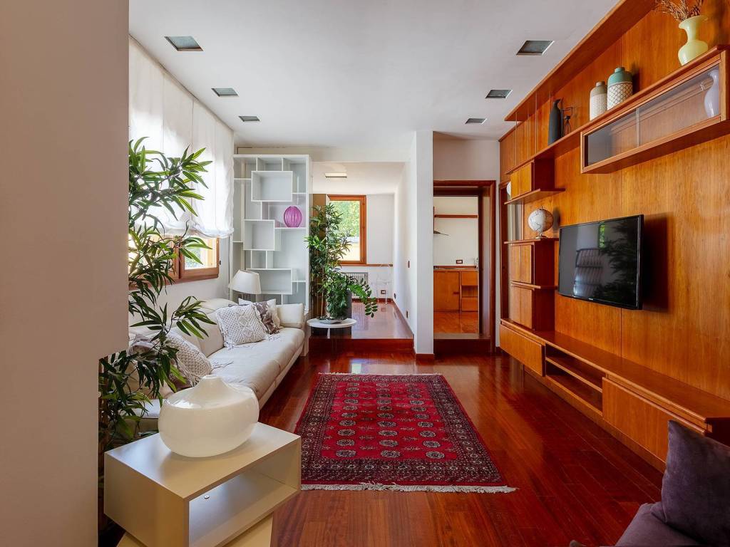 appartamento in vendita a Roma in zona Rione Prati