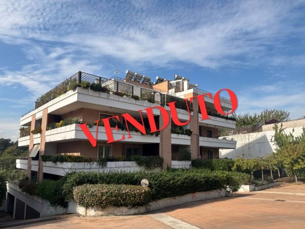 appartamento in vendita a Roma in zona Labaro