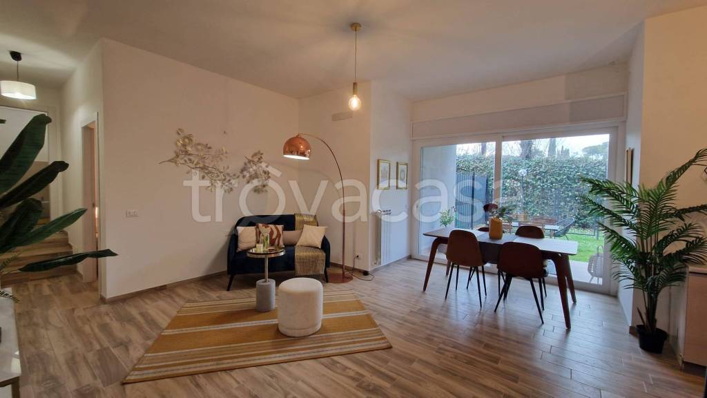 appartamento in vendita a Roma in zona Massimina/Casal Lumbroso