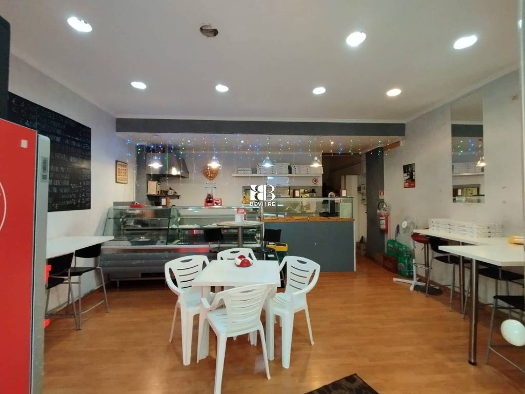 negozio in vendita a Roma in zona Ostia