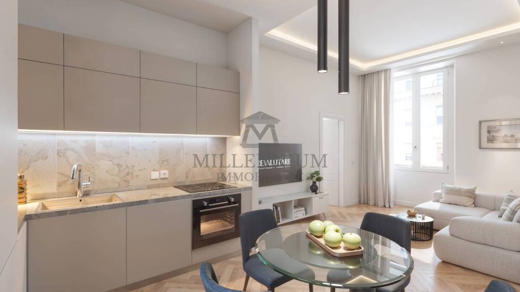 appartamento in vendita a Roma in zona Parione/Sant'Eustachio