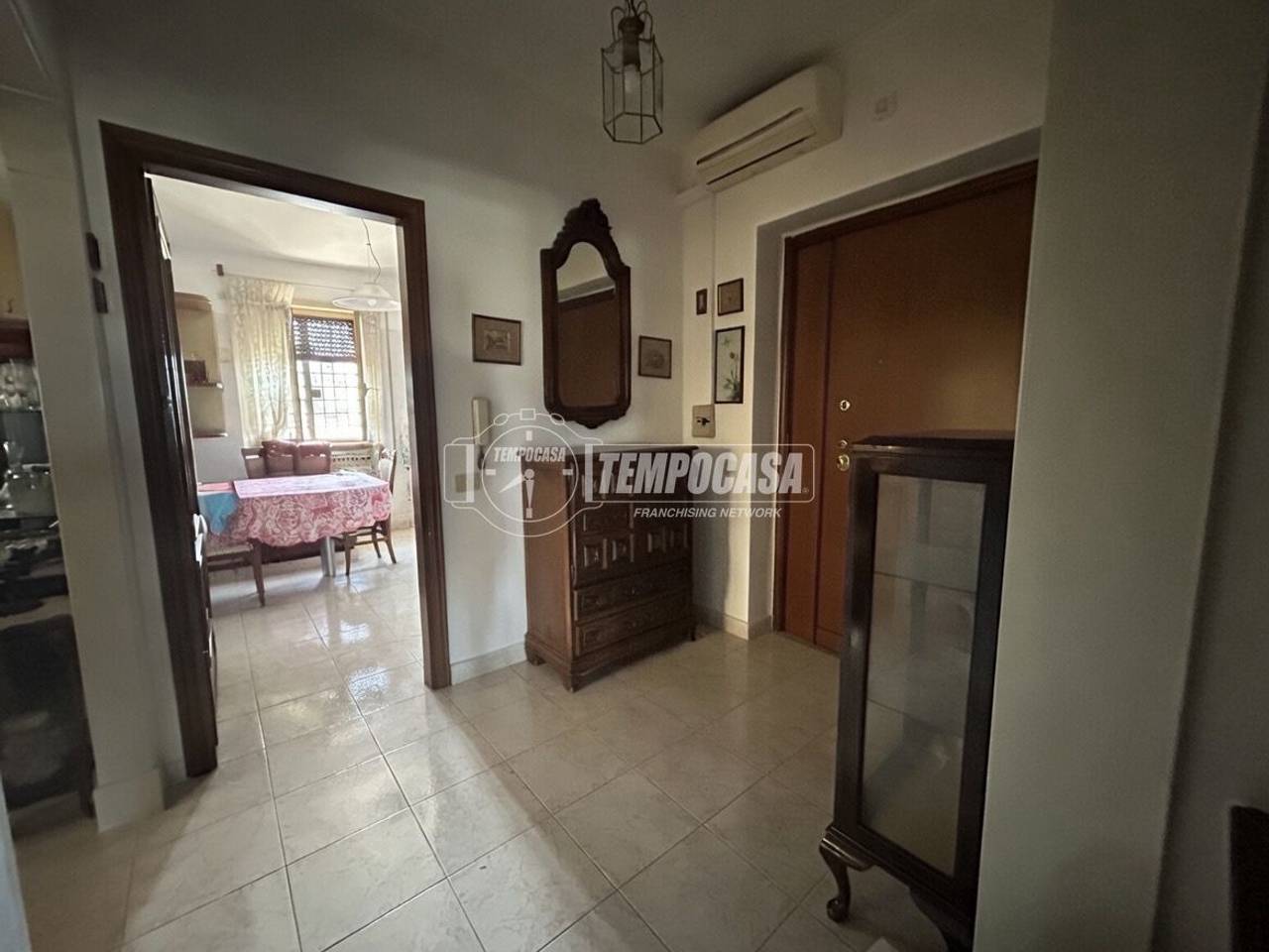 appartamento in vendita a Roma in zona Ponte di Nona