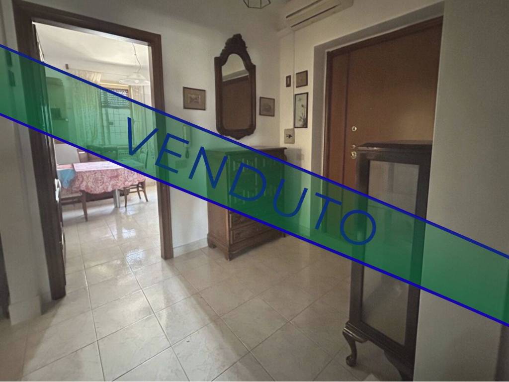 appartamento in vendita a Roma in zona Ponte di Nona