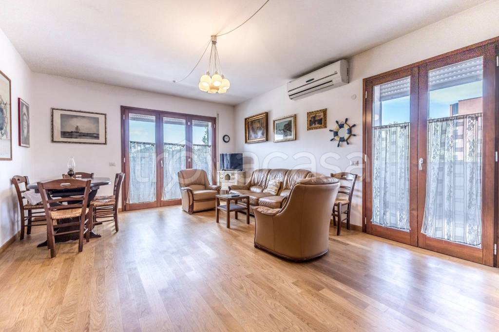 appartamento in vendita a Roma in zona Prenestino-Centocelle