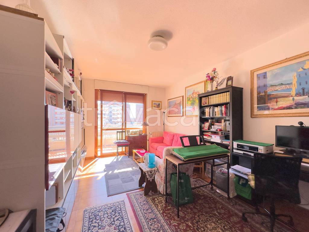 appartamento in vendita a Roma in zona Cinecittà