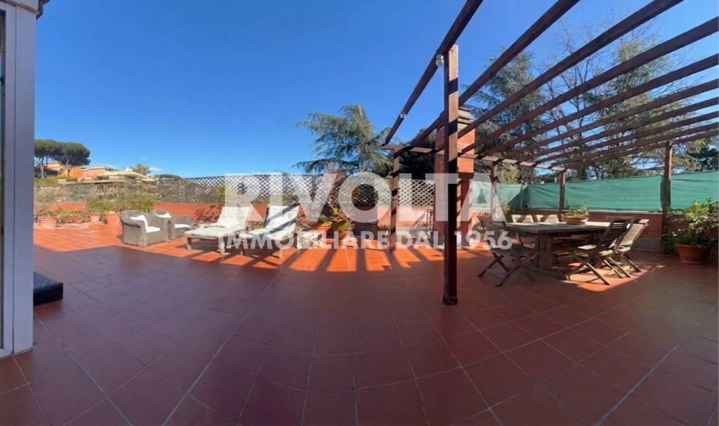 appartamento in vendita a Roma in zona Della Vittoria