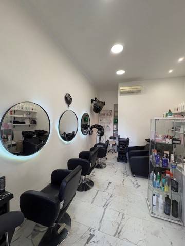 negozio in vendita a Roma in zona Rione Borgo