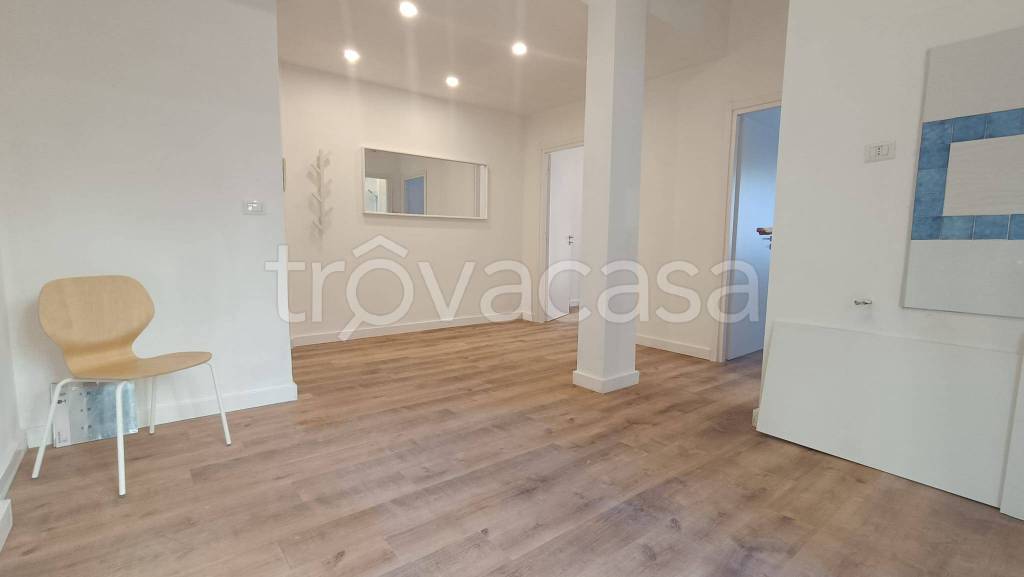 appartamento in vendita a Roma in zona Tor di Quinto