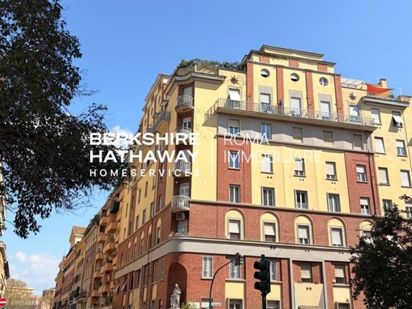 appartamento in vendita a Roma in zona Della Vittoria