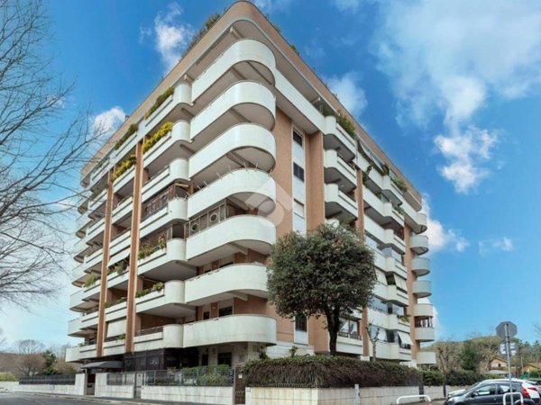 appartamento in vendita a Roma in zona Torrino