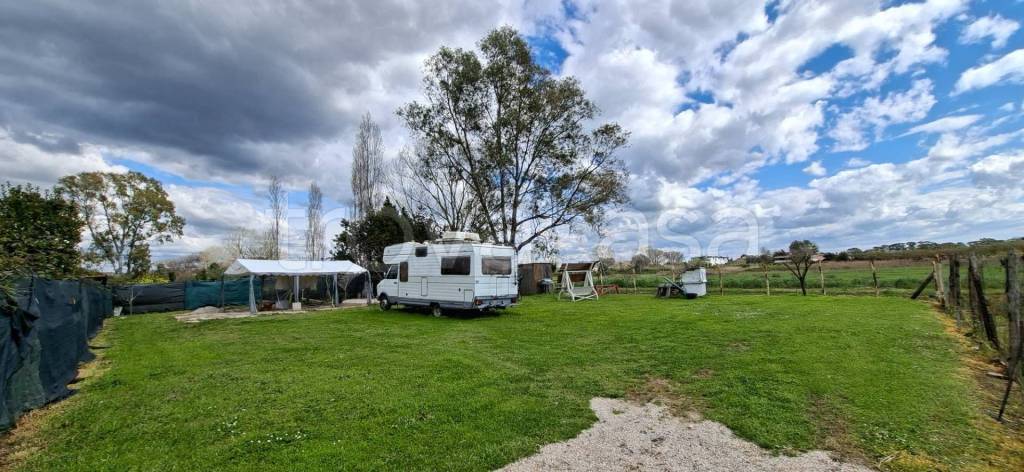 terreno agricolo in vendita a Roma in zona Casal Palocco