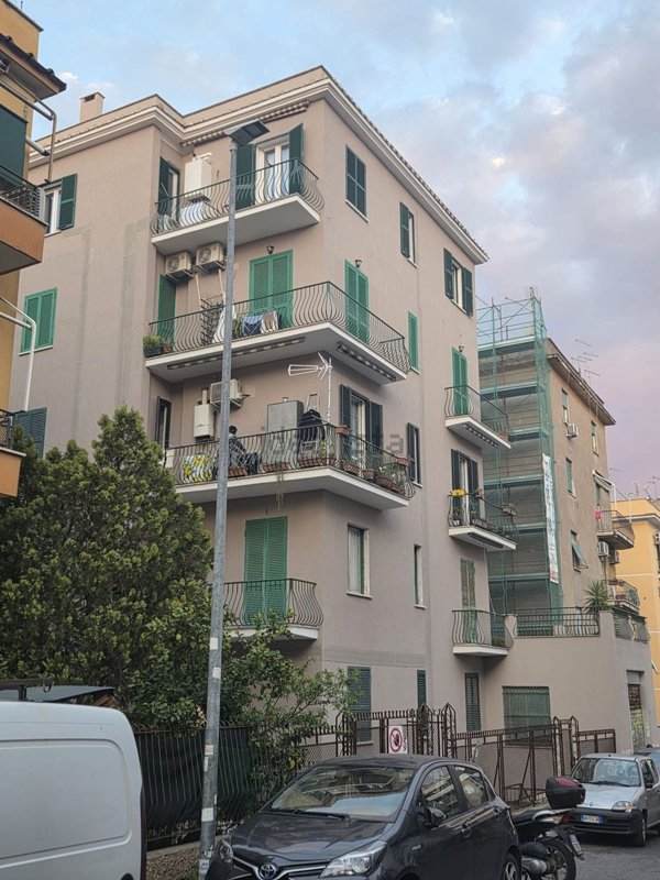 appartamento in vendita a Roma in zona Prenestino-Centocelle