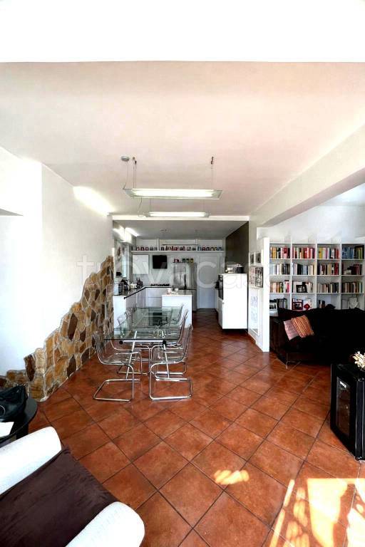 appartamento in vendita a Roma in zona Appio Claudio