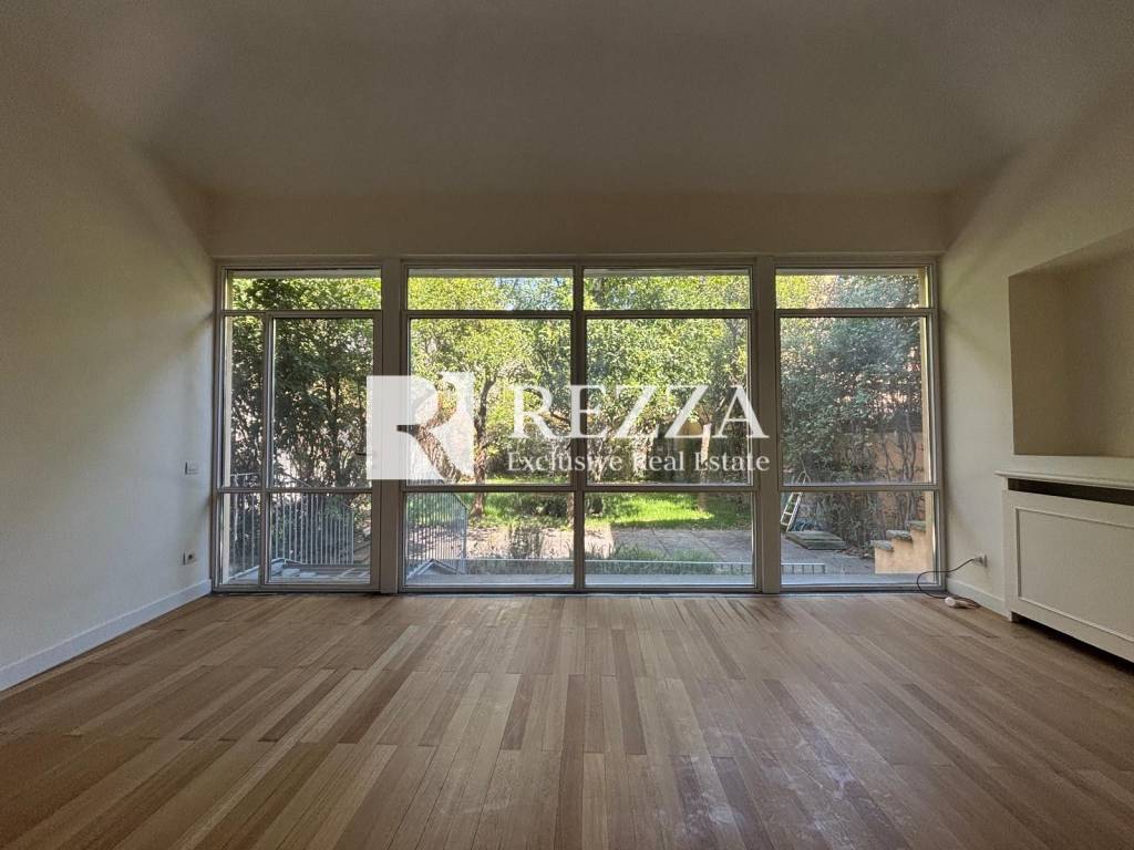 appartamento in vendita a Roma in zona Rione Monti/Campitelli