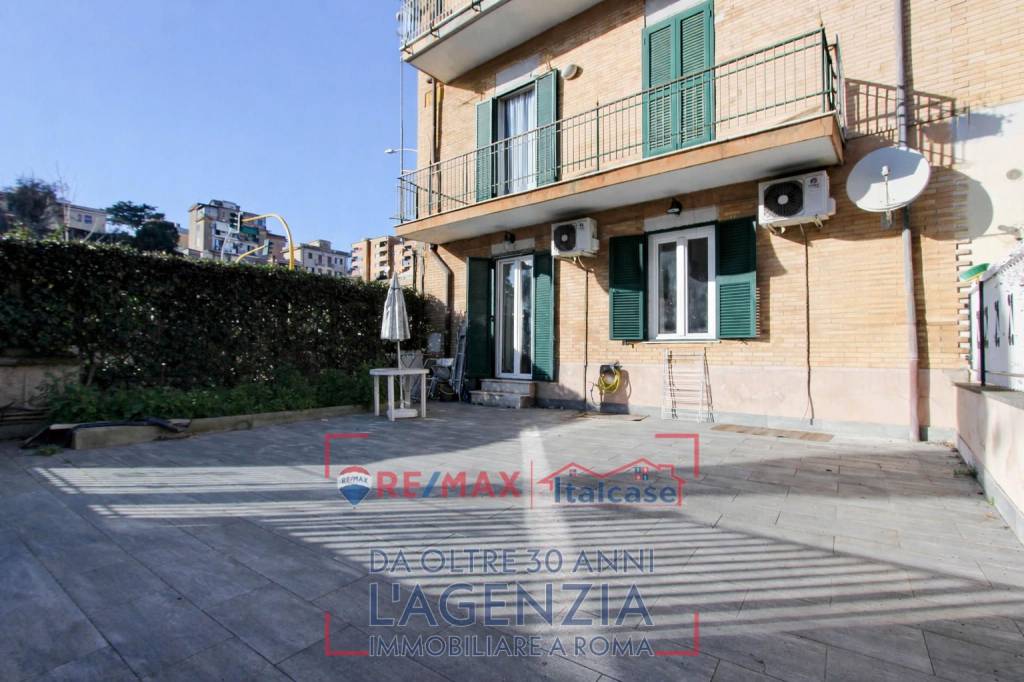 appartamento in vendita a Roma in zona Primavalle