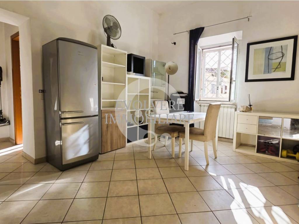 appartamento in vendita a Roma in zona Tuscolano