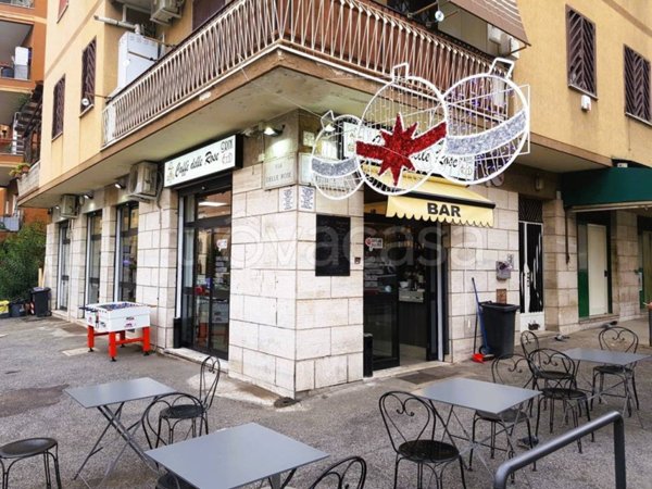 negozio in vendita a Roma in zona Prenestino-Centocelle