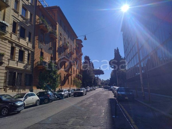 appartamento in vendita a Roma in zona Della Vittoria