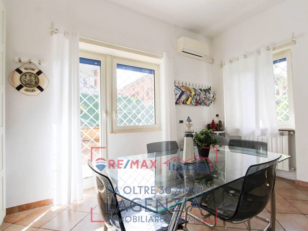 appartamento in vendita a Roma in zona Primavalle
