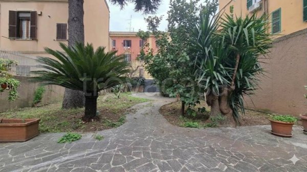 appartamento in vendita a Roma in zona Tuscolano