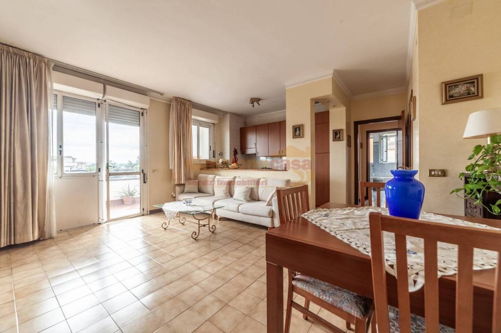 appartamento in vendita a Roma in zona Ponte Mammolo