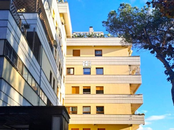 appartamento in vendita a Roma in zona Grottarossa