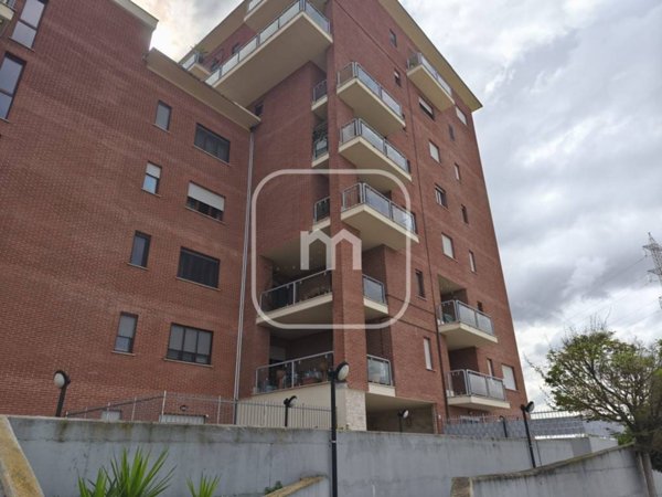 appartamento in vendita a Roma in zona Casal Monastero