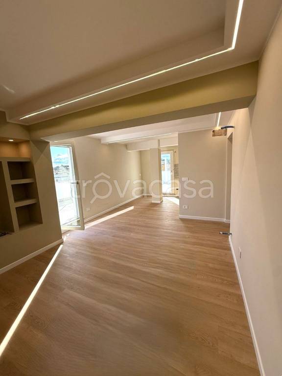 appartamento in vendita a Roma in zona Gianicolense