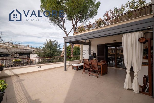 appartamento in vendita a Roma in zona Ponte Mammolo