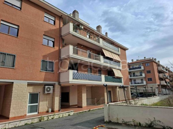 appartamento in vendita a Roma in zona Collatino