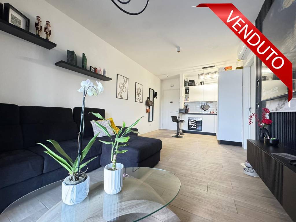 appartamento in vendita a Roma in zona Fonte Laurentina