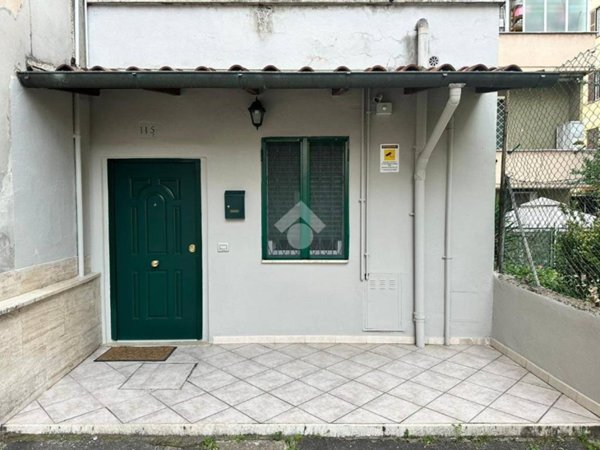 appartamento in vendita a Roma in zona Prenestino-Centocelle