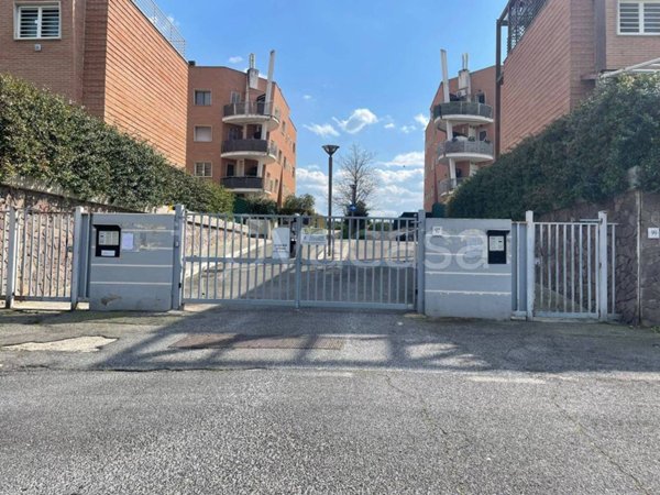 appartamento in vendita a Roma in zona Ponte di Nona