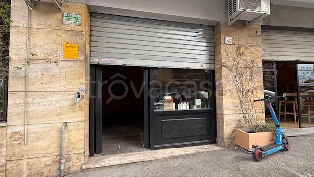 negozio in vendita a Roma in zona Tor di Quinto