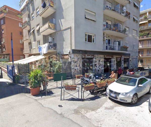 negozio in vendita a Roma in zona Prenestino-Centocelle