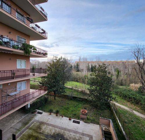 appartamento in vendita a Roma in zona Monte Sacro/Talenti