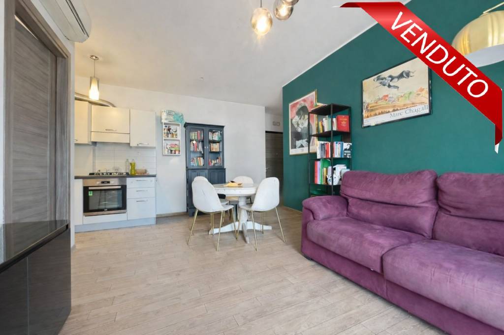 appartamento in vendita a Roma in zona Fonte Laurentina