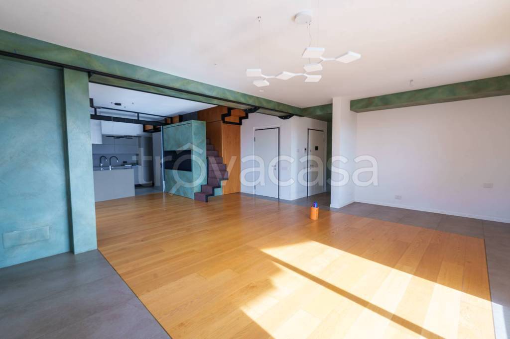 appartamento in vendita a Roma in zona Sette Bagni