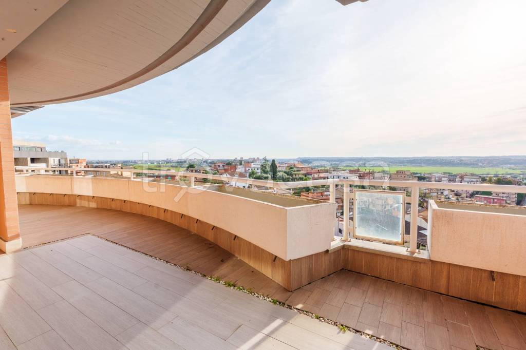 appartamento in vendita a Roma in zona Sette Bagni