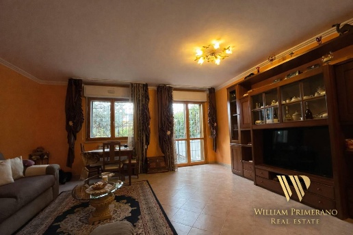 casa indipendente in vendita a Roma in zona Lunghezza