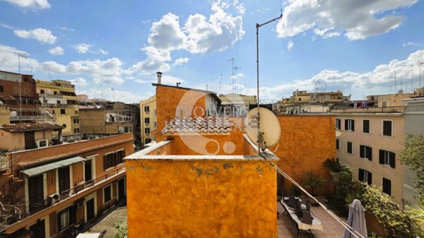 appartamento in vendita a Roma in zona Prenestino-Labicano