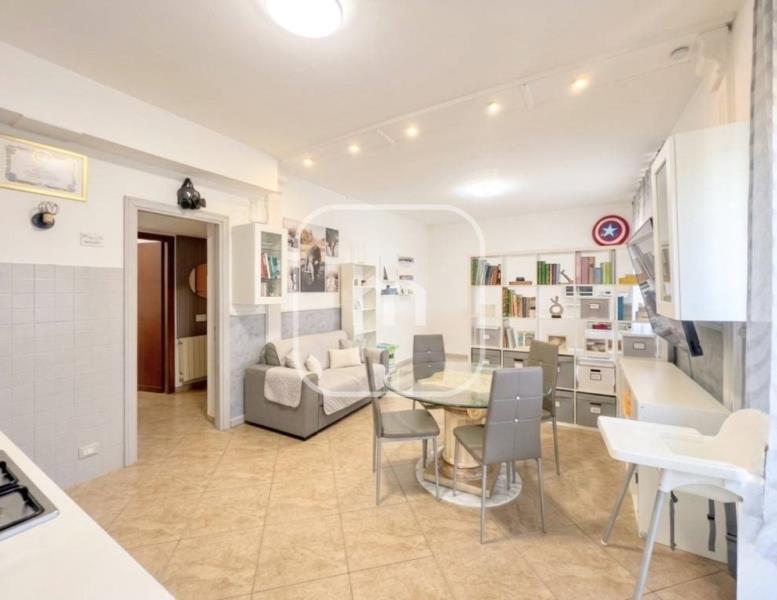 appartamento in vendita a Roma in zona Fosso di San Giuliano