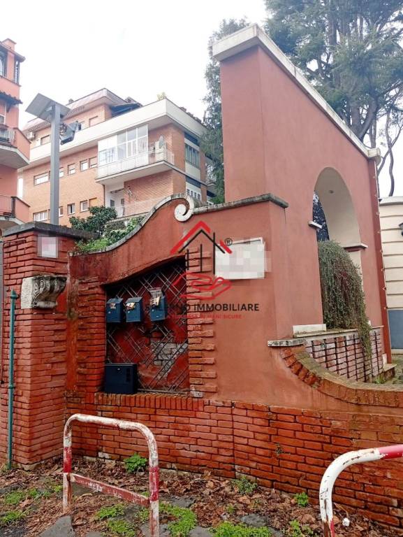 appartamento in vendita a Roma in zona Tor di Quinto