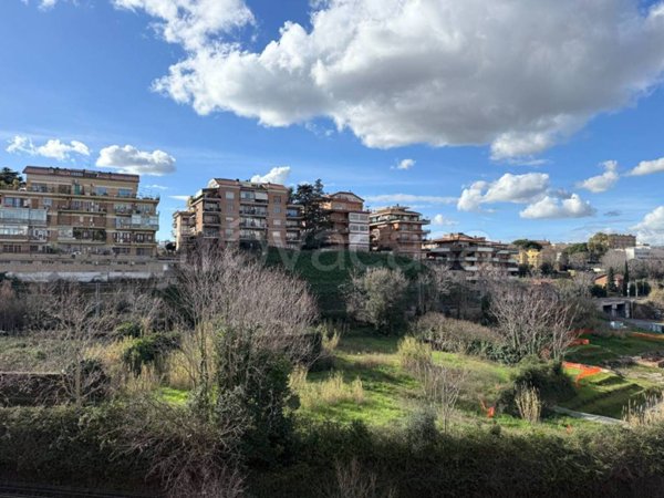 appartamento in vendita a Roma in zona Gianicolense